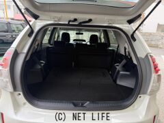 トヨタ プリウスα