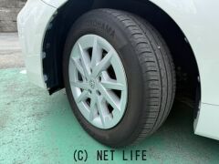 トヨタ プリウスα