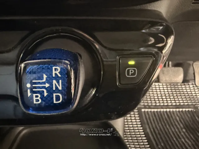 トヨタ プリウス