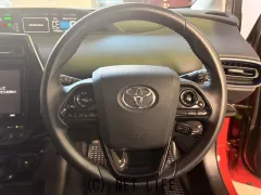 トヨタ プリウス