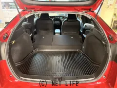 トヨタ プリウス