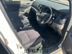 トヨタ アイシス