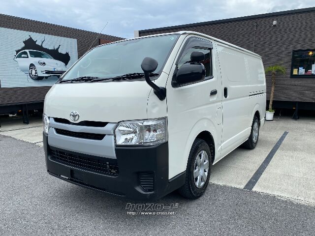 トヨタ ハイエースバン DX・2015(H27)年式・ホワイト・2982cc