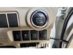 ダイハツ キャスト