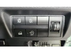 三菱 デリカミニ