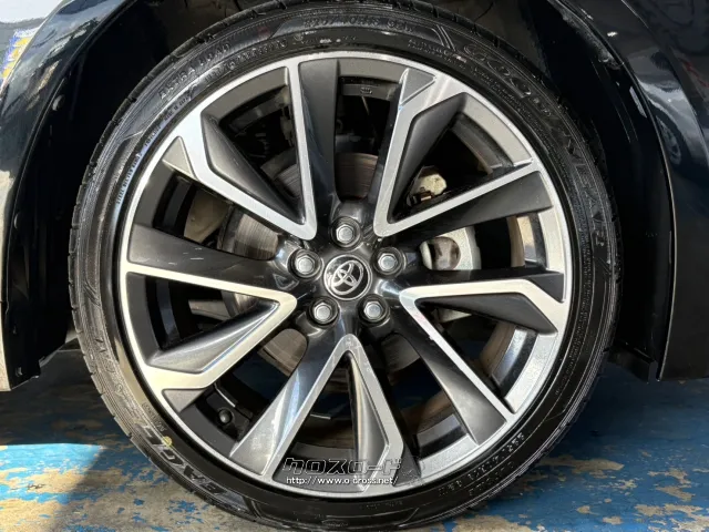 トヨタ カローラスポーツ