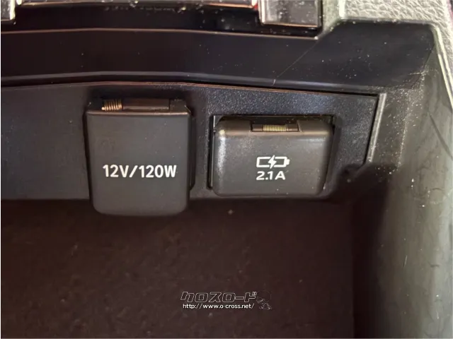 トヨタ カローラスポーツ