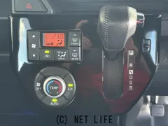 トヨタ ピクシスメガ