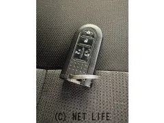 トヨタ ピクシスメガ