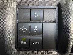 ダイハツ ロッキー