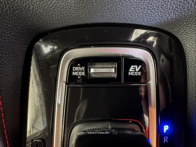 トヨタ カローラスポーツ