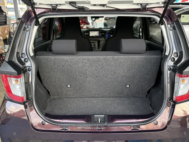 ダイハツ ミライース