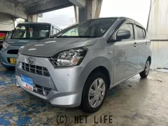 ダイハツ ミライース