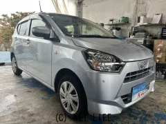 ダイハツ ミライース