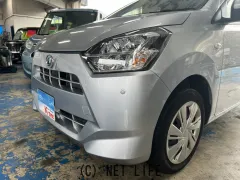 ダイハツ ミライース