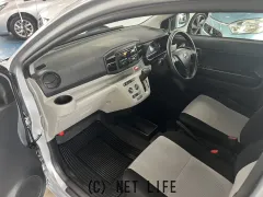 ダイハツ ミライース