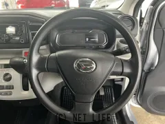 ダイハツ ミライース