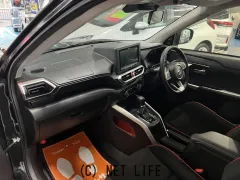 ダイハツ ロッキー