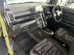 ダイハツ タフト