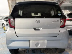 ダイハツ ミライース