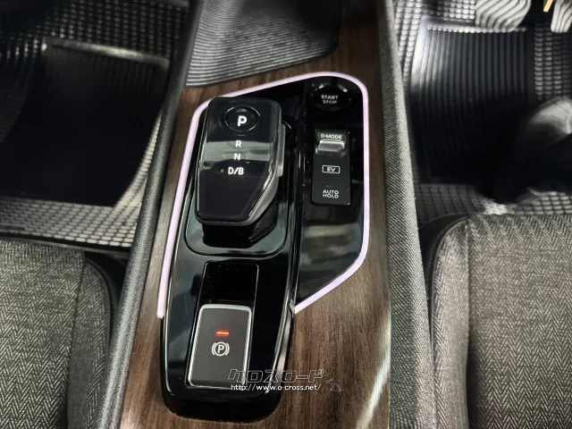 日産 ノートオーラ