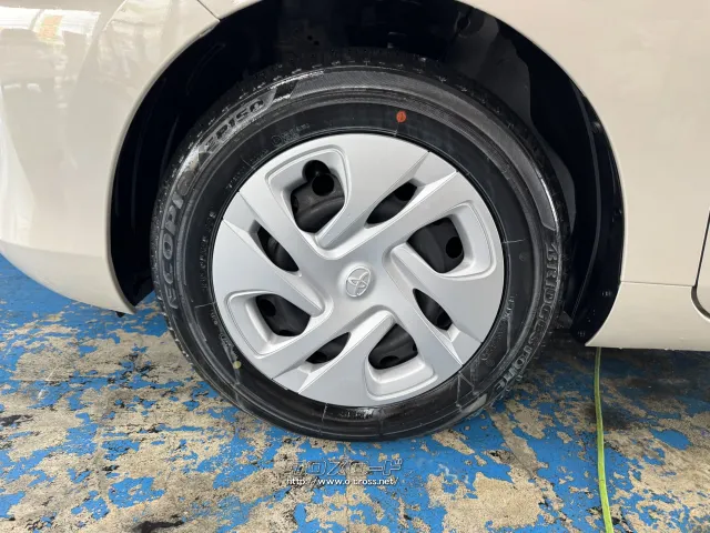 トヨタ アクア
