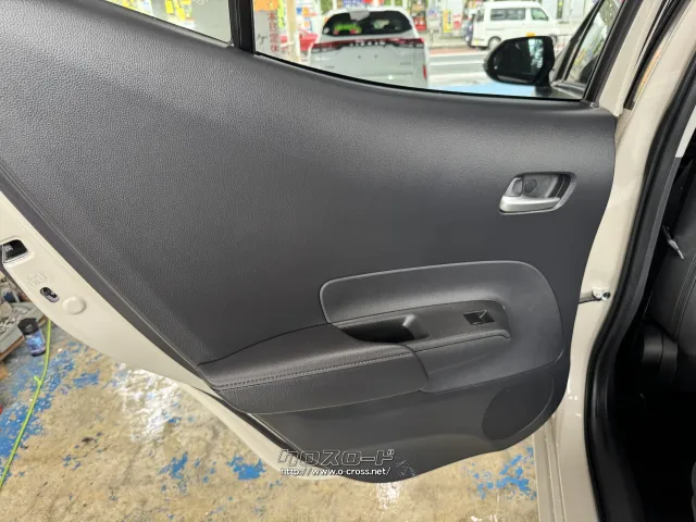 トヨタ アクア