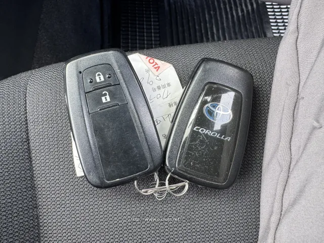 トヨタ カローラスポーツ