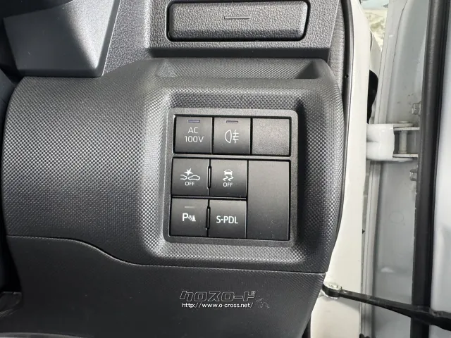 ダイハツ ロッキー