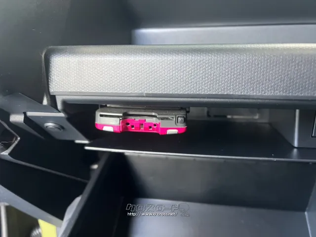 ダイハツ タフト