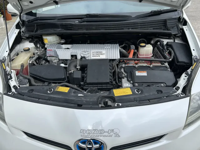 トヨタ プリウス