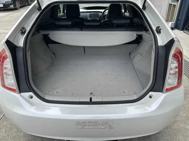 トヨタ プリウス