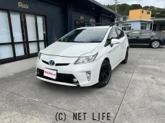 トヨタ プリウス