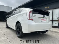 トヨタ プリウス