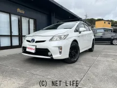 トヨタ プリウス