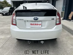 トヨタ プリウス