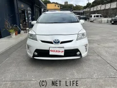 トヨタ プリウス