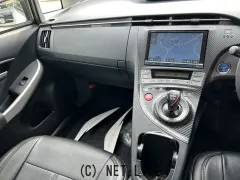 トヨタ プリウス