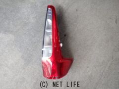 外装・エアロ 右テールレンズ