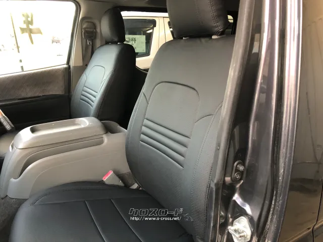 新品レザーシートカバー トヨタ ハイエースバン