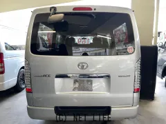 トヨタ ハイエースバン