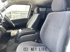 トヨタ ハイエースバン
