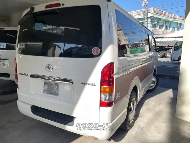 トヨタ ハイエースバン