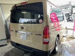 トヨタ ハイエースバン