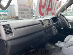 トヨタ ハイエースバン