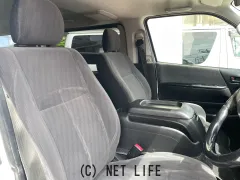 トヨタ ハイエースバン