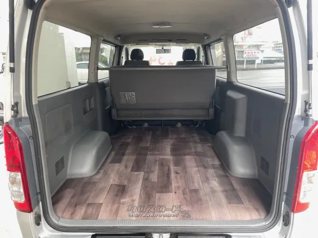 トヨタ ハイエースバン