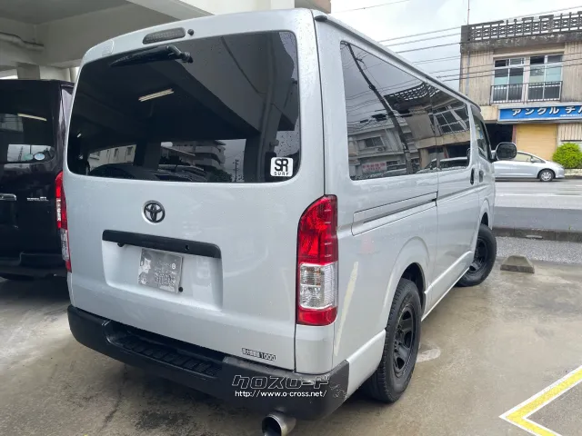 社外テールランプ トヨタ ハイエースバン
