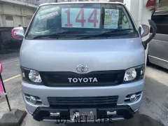 トヨタ ハイエースバン