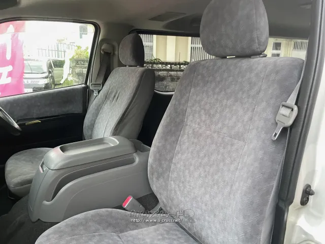 トヨタ ハイエースバン